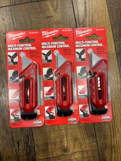 Multi-Function Compact Utility Knife