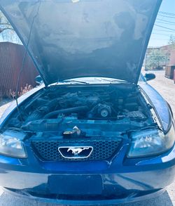 2001 Ford Mustang Convertible (blue)