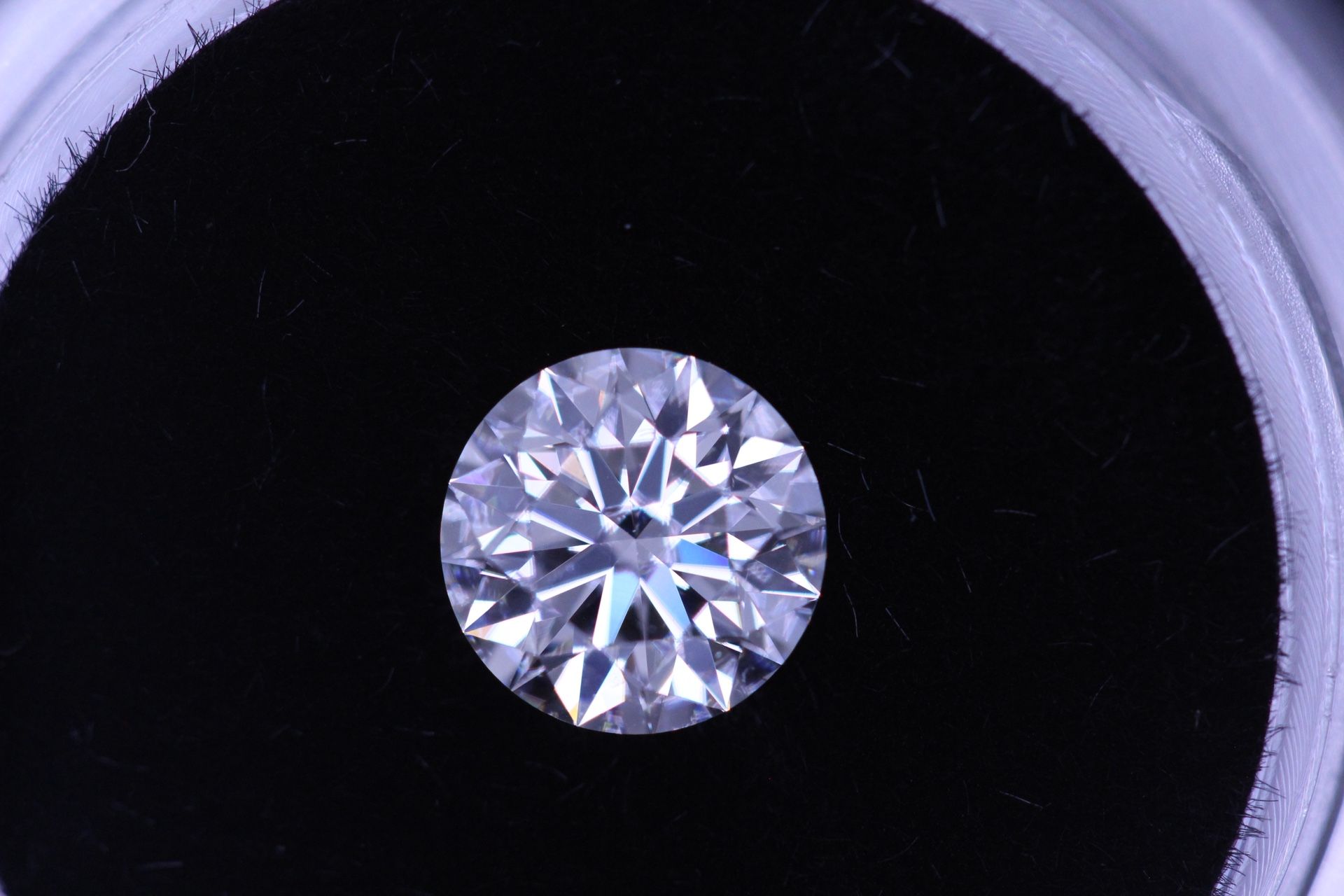 1 Carat IGI Certified Diamond