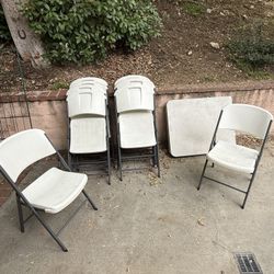 Folding Chairs & Table 