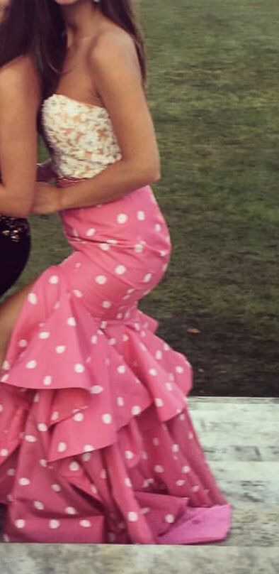 Sherri hill prom dress