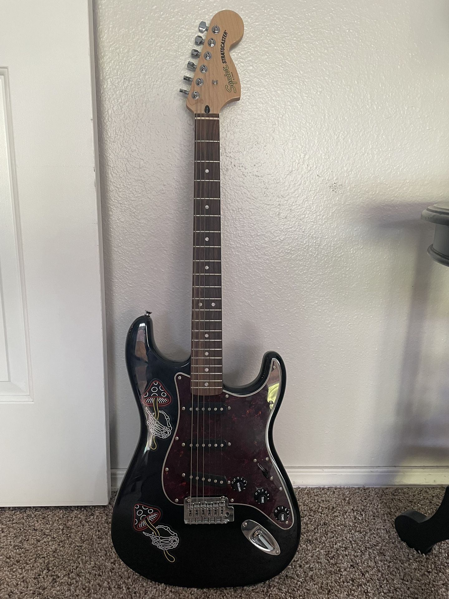 Fender Stratocaster Electric Guitar