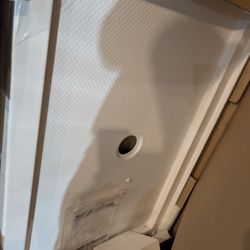 Dreamline Shower Base 32x48