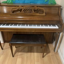 Free Piano