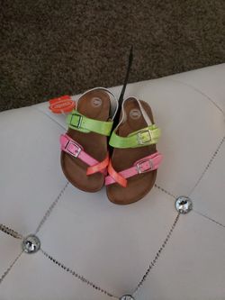 New Toddler Girl Sandals