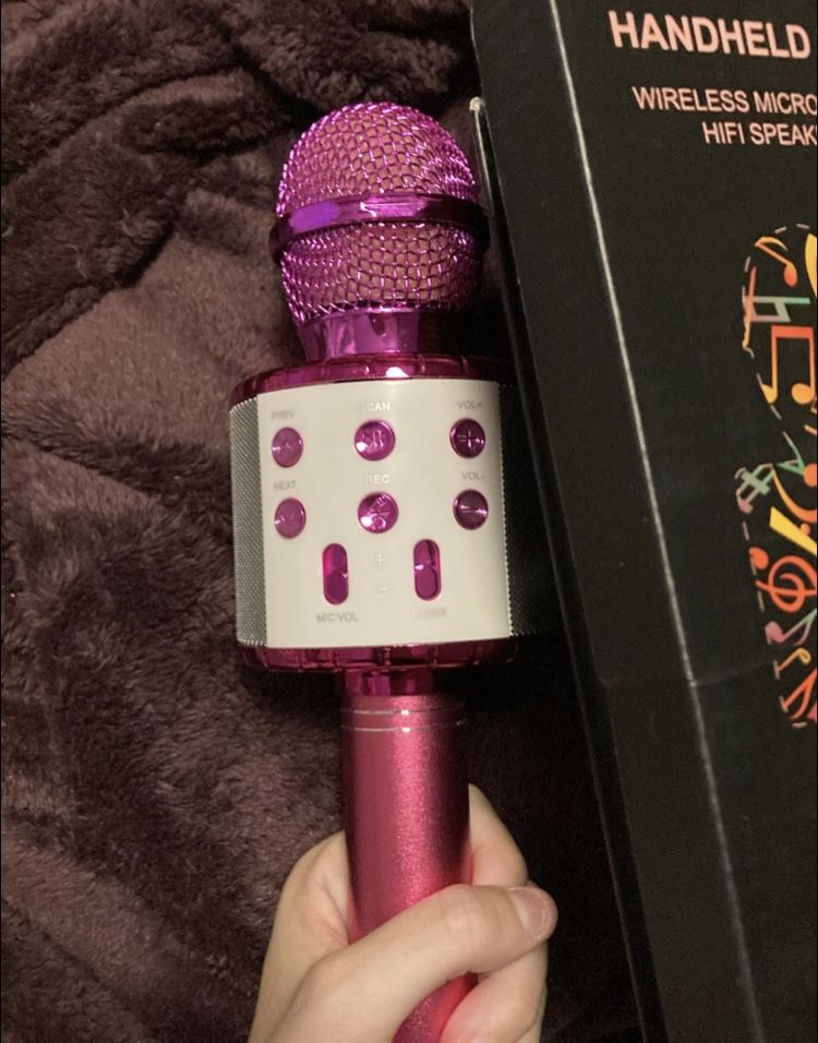 Microphone