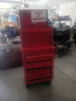 Snap-on toolbox with an accessory of tools