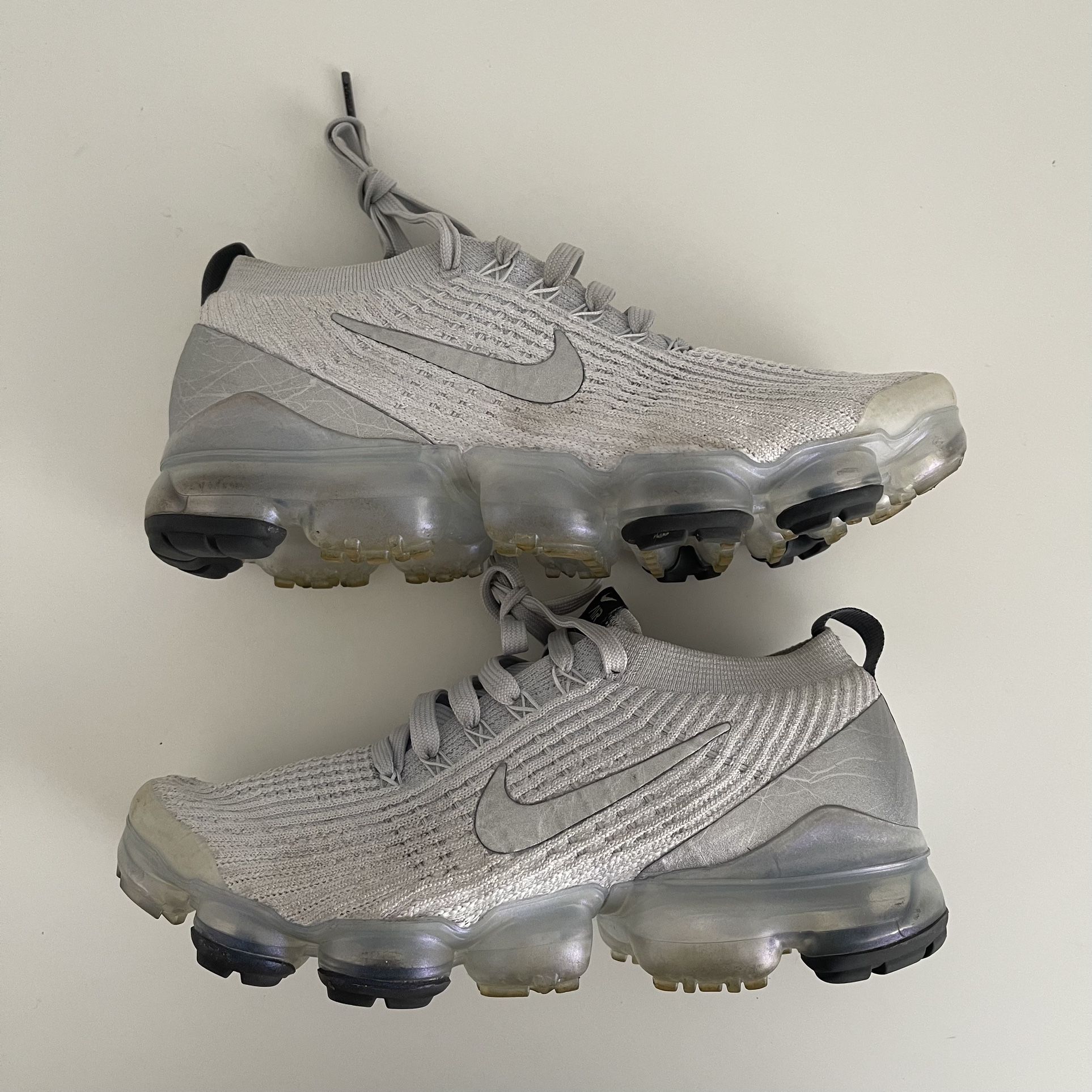 Size WOMENS Nike Air VaporMax Flyknit White Pure Platinum