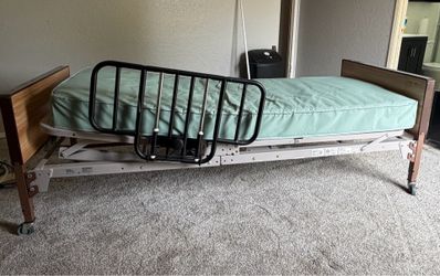 Drive Adjustable Hospital Bed