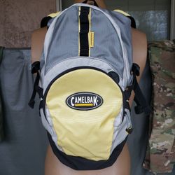 Yellow Camelback Cloud Walker Hydration Backpack, Hydro pack