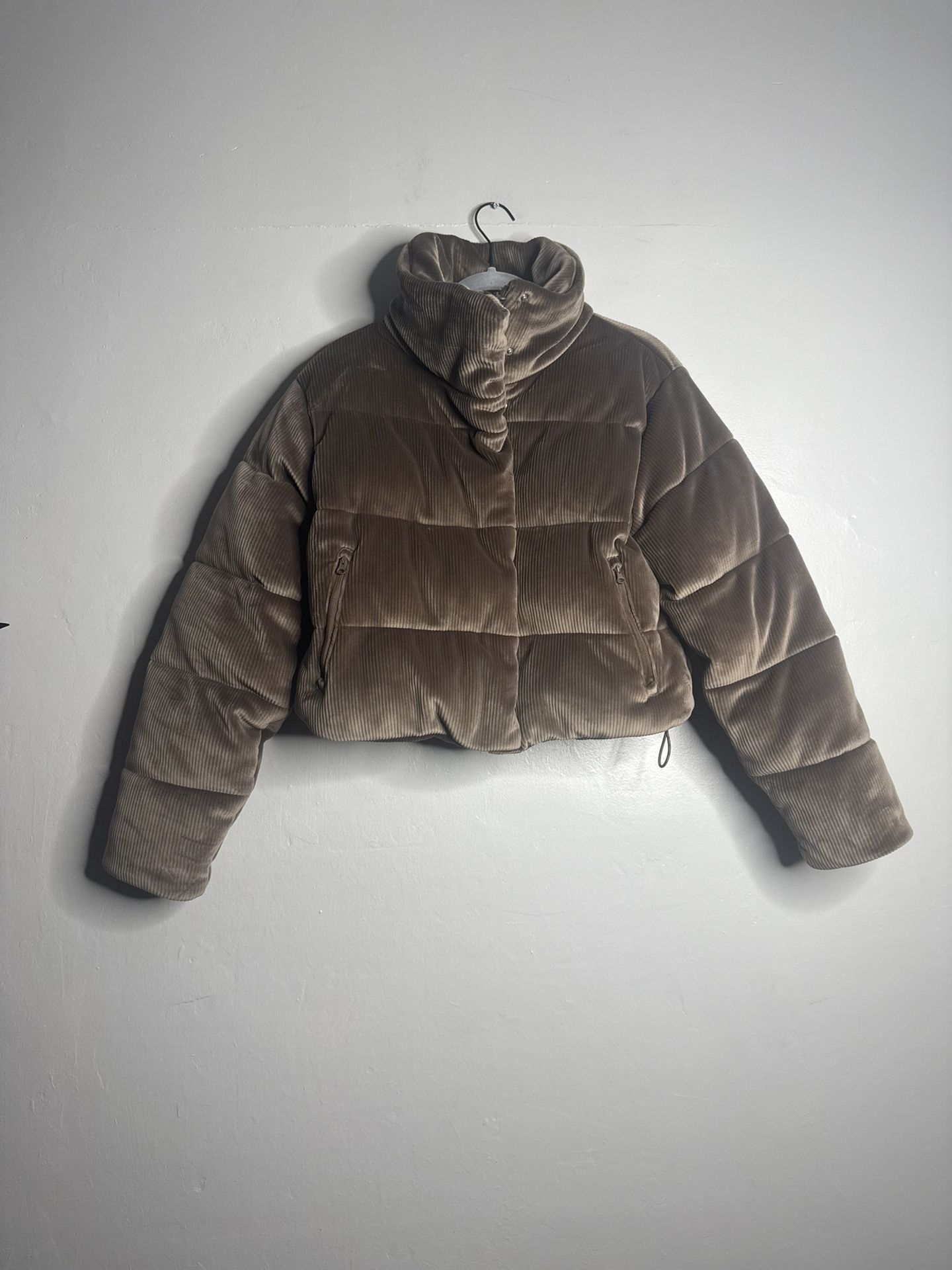 Alo Puffer Coat