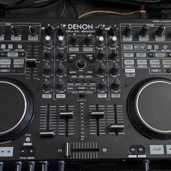 Denon DN-MC6000 Controller 