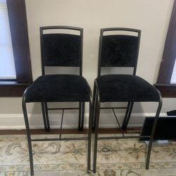 bar stool