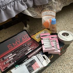 Eyelash Products 