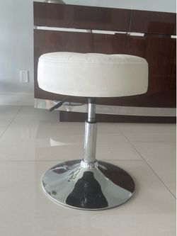 White Leather Swivel Stool with chrome base