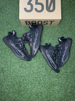 Yeezy 350 V2 MX Rock Size 11 And 7