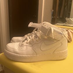 Mid top Air Forces