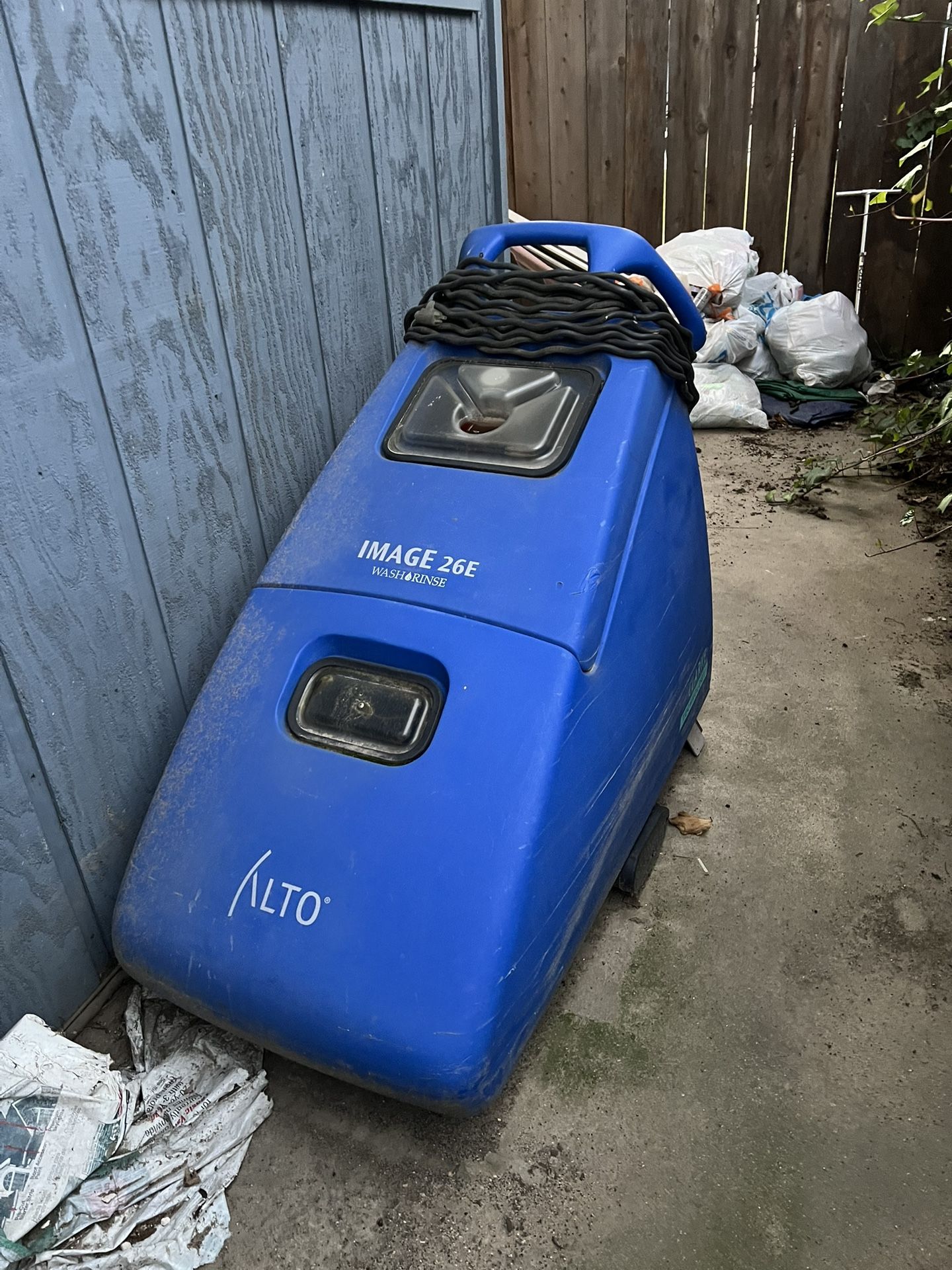 Clark Wash Rinse Image 26e Working 