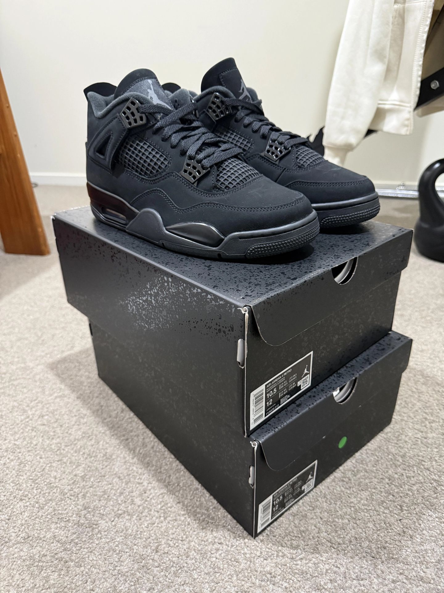 Jordan 4 Black Cat