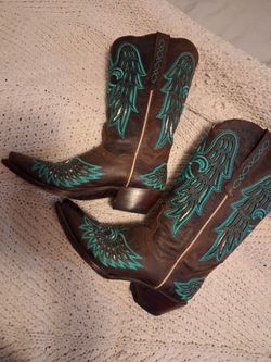 Women's boots