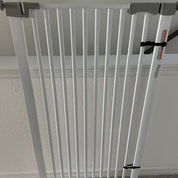 51'' Extra Tall Cat Gate Barrier for Doorways Hallways, Pressure Mounted Pet Dog Gates No Drilling Auto Close, Cat Fence Indoor Climb Proof 30-32.6'' 