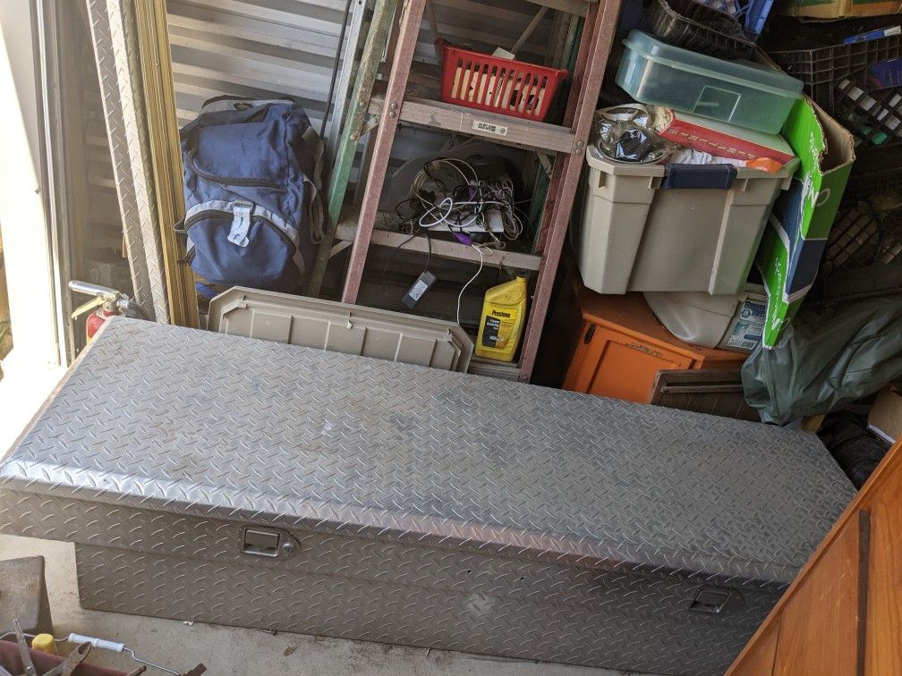 Took Box