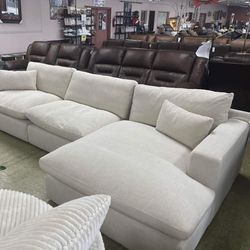 ELYZA 3 PIECE RAF CORNER SECTIONAL WITH CHAISE