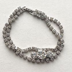 Vintage Bracelet - Beautiful w/ Sparkle.