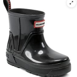 Kids Rain Boots (size 4)