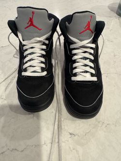 Air Jordan 5 "Black Metallic Reimagined" Retro Release (Black/ Silver)