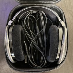 Sennheiser HD 650 + Case