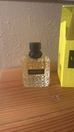 Valentino Donna Born In Roma Yellow Dream