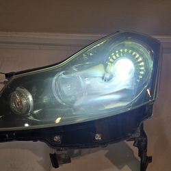 2006-2010 INFINITI M35 M45 HEADLIGHT DRIVER SIDE HID XENON OEM Black Housing