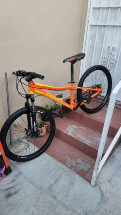 Giant xtc Jr 24