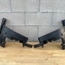 2015-2020 Chevrolet Tahoe Suburban Front Bumper Fog Lights Brackets LH/RH OEM