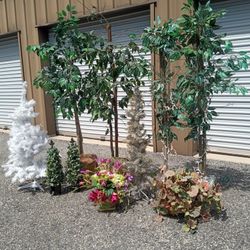 Fake Trees And Plants 