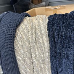 Fire Sale!!! OBO!! Assorted decorative pillows and throws
