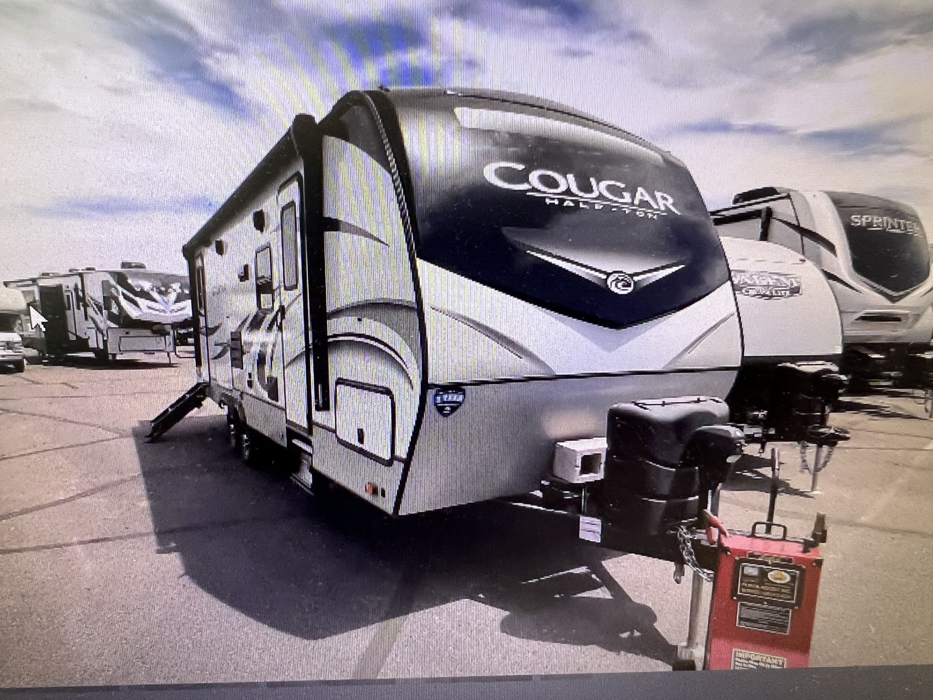 2020 COUGAR 26 Ft(26RBSWE) Travel Trailer