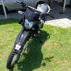 Hawk 250 Cc (StreetLegal)(New)(Assembled)