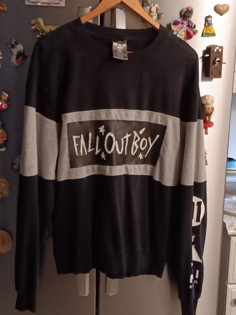 Fall out Boy band Tshirt Size Medium
