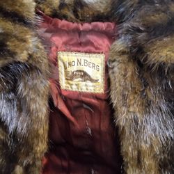 Uno N. Ber Brown Mink Fox Fur