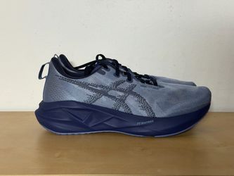 ASICS Novablast 5 Denim Blue Midnight Sneakers 1011C039-400 Men's Size 12.5