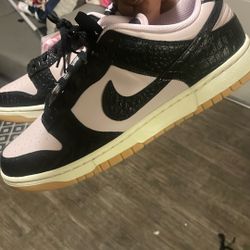 Nikes 