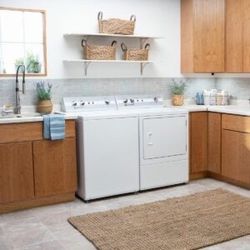 Speed Queen washer and gas dryer set