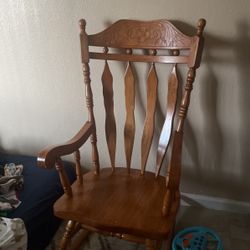 Rocking Chair 