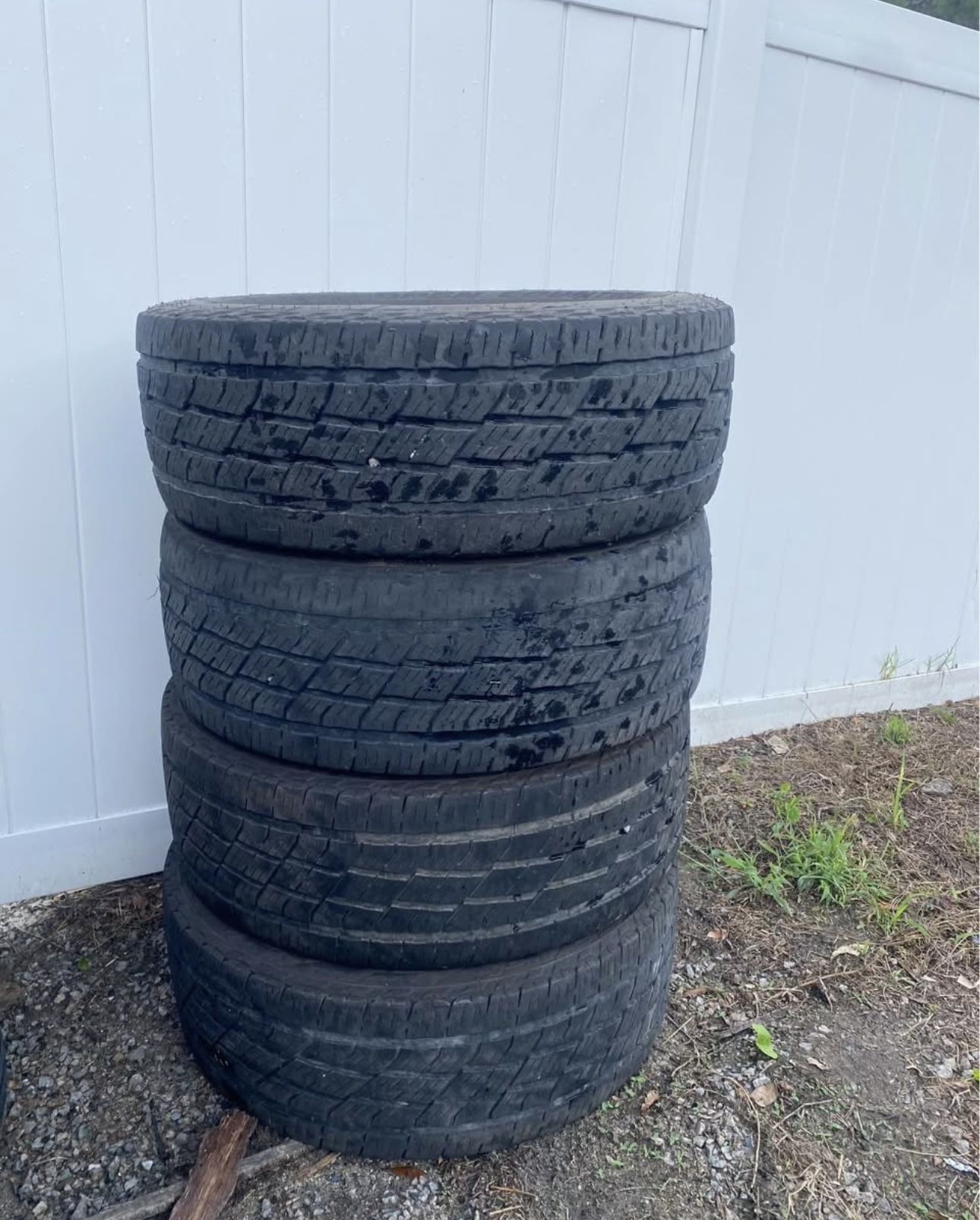 285/60R20 Tires