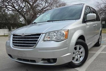 2010 Chrysler Town and Country