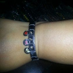 CHARMS /BRACELETS (READ INFO)