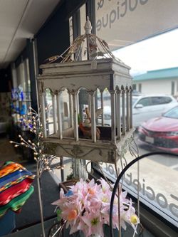 Birdhouses / Birdcages