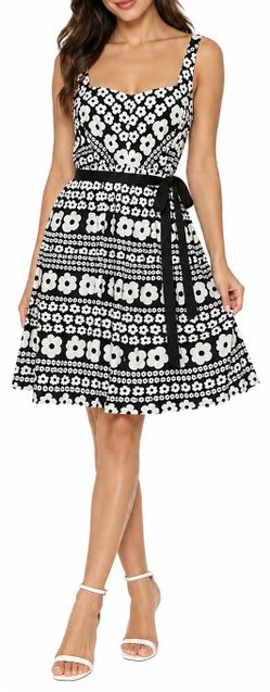 Women's summer dress.Size M. $20.